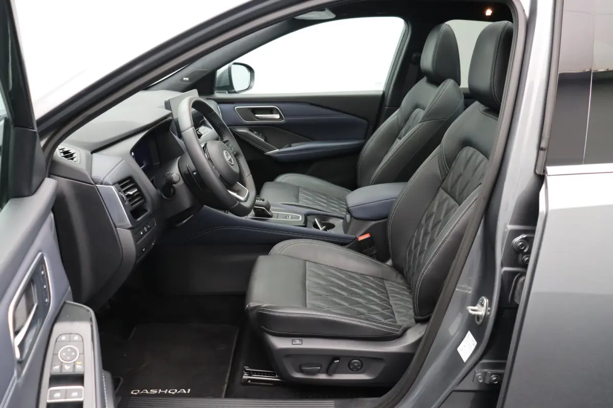 158pk MHEV Xtronic Tekna | Trekhaak | stuur-stoel en voorruit verwarming | Bose | Head-up display |