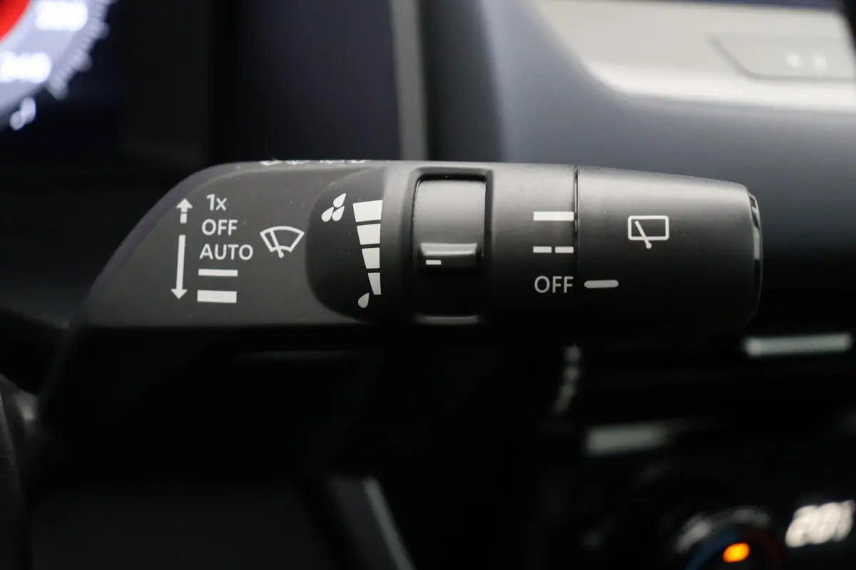 158pk MHEV Xtronic Tekna | Trekhaak | stuur-stoel en voorruit verwarming | Bose | Head-up display |