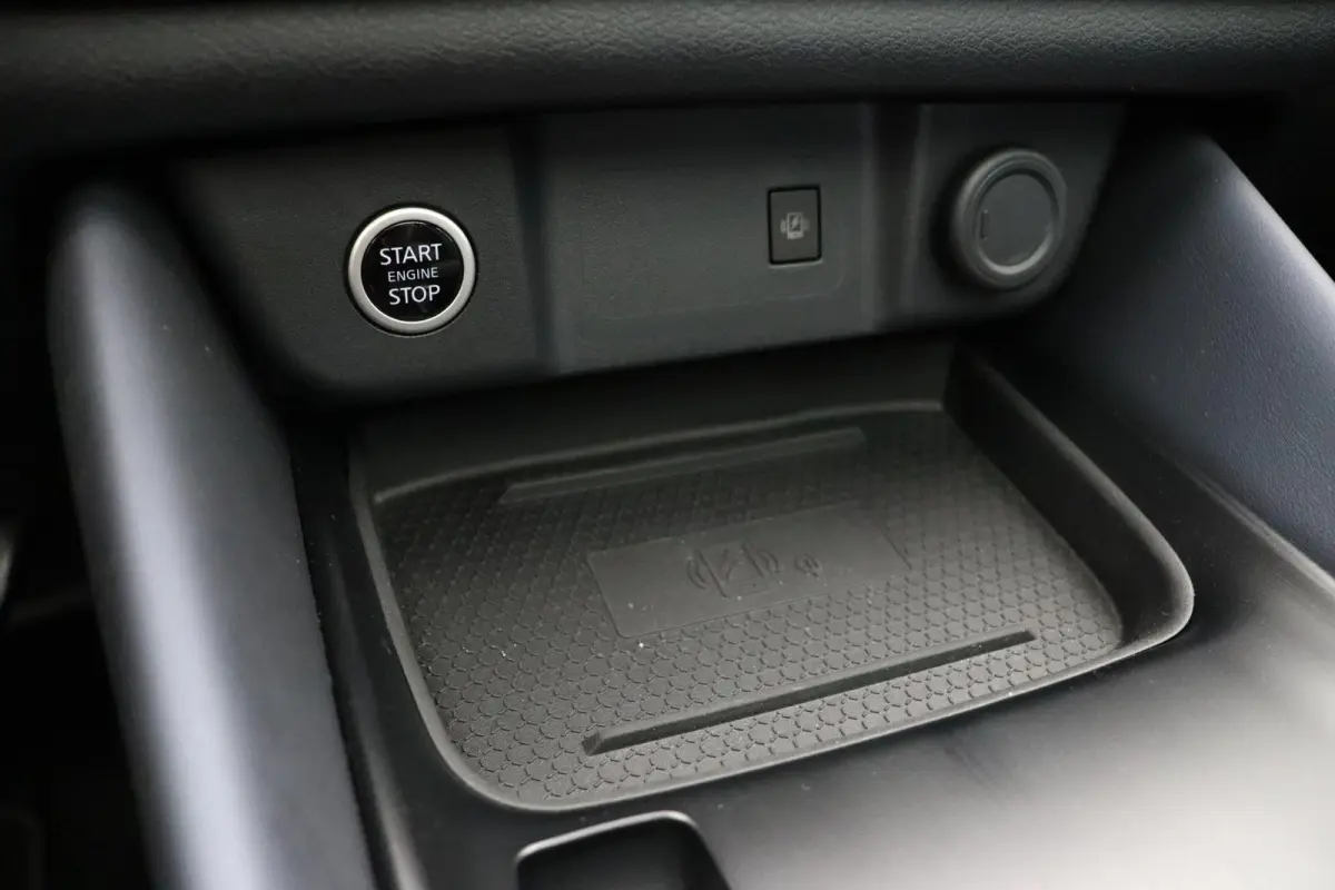 158pk MHEV Xtronic Tekna | Trekhaak | stuur-stoel en voorruit verwarming | Bose | Head-up display |