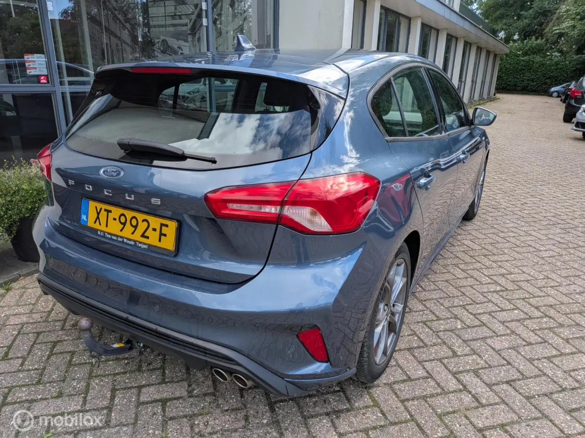 1.5 EcoBlue ST Line Business