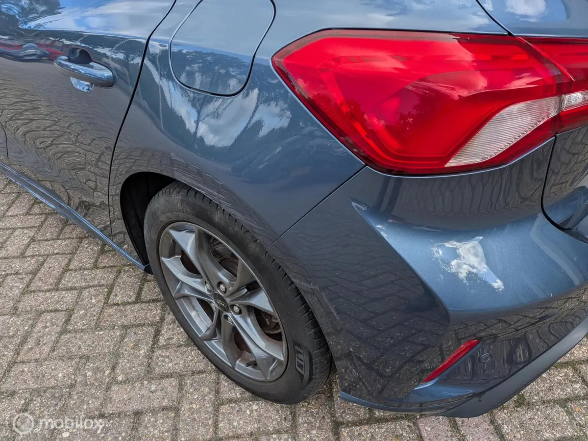 1.5 EcoBlue ST Line Business