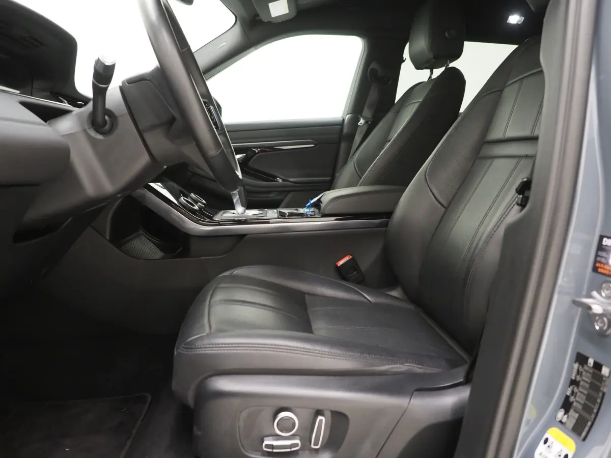 1.5 P300e AWD SE | Leder | Keyless | Memory | Camera | Dodehoek | Stoelverwarming | Cruise | Carplay