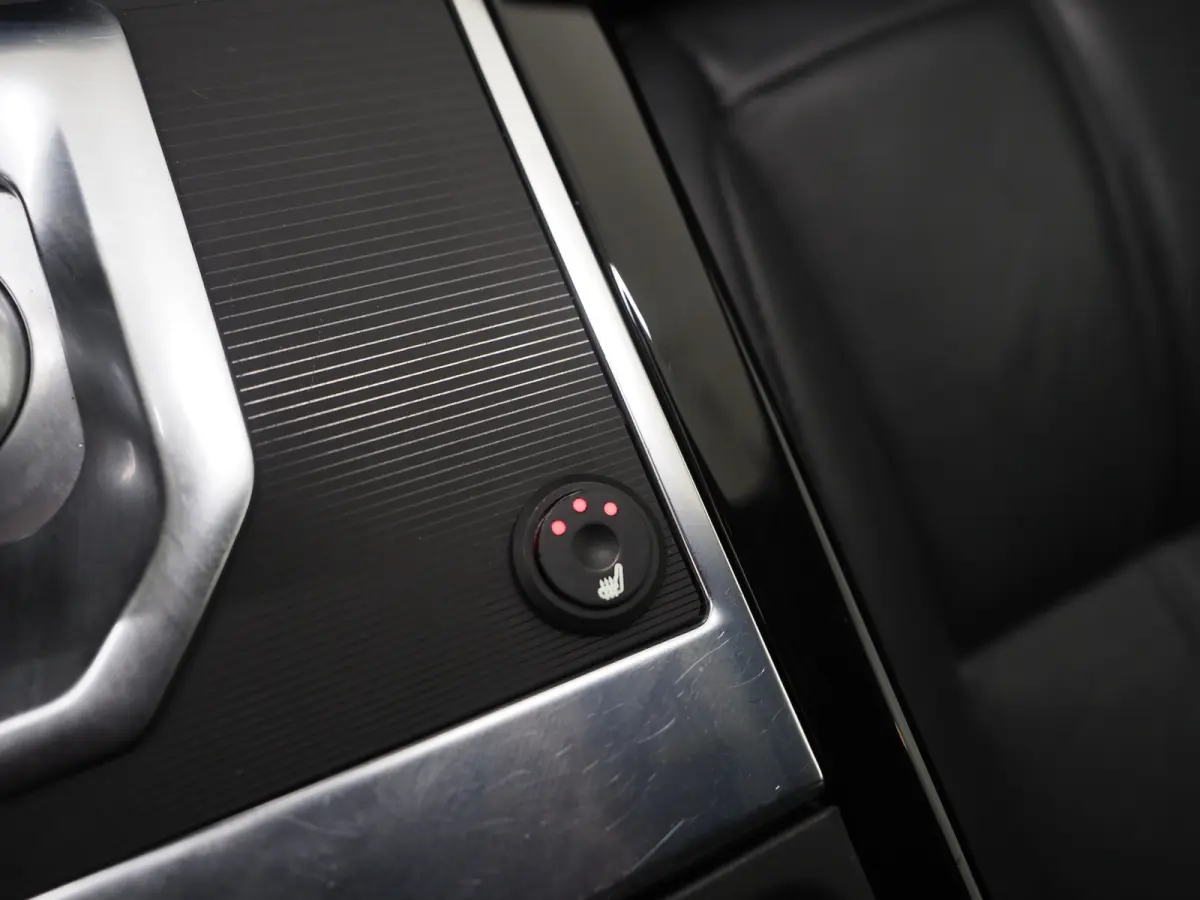 1.5 P300e AWD SE | Leder | Keyless | Memory | Camera | Dodehoek | Stoelverwarming | Cruise | Carplay