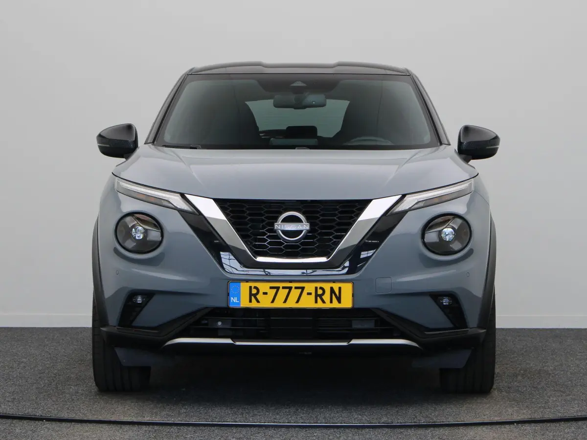 1.0 DIG-T Business Premium | Stoel en stuur verwarming | Climate control | Navigatie | Achteruitrij camera | Elektronische handrem met autohold | DAB radio |
