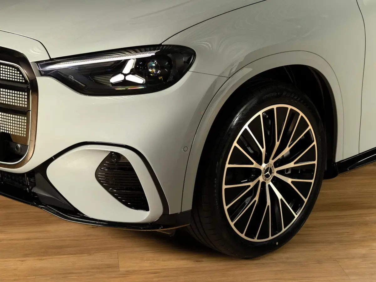 400 4MATIC Launch Edition 94 kWh