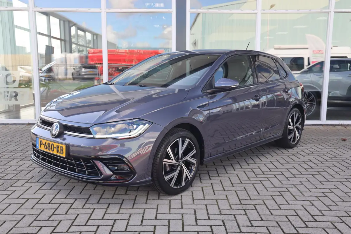 1.0 TSI R-Line Business|IQ-Light|Camera|Stoelverw.|Apple carplay/android auto|