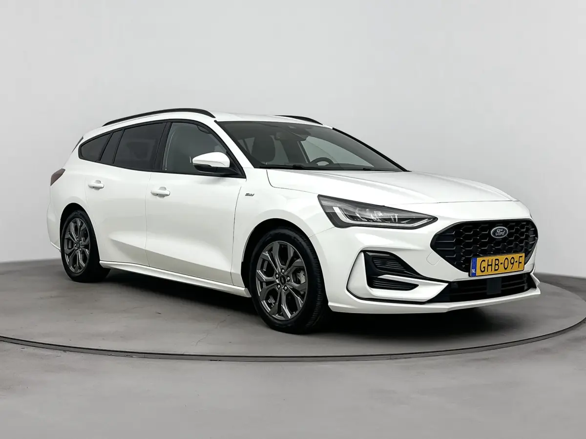 1.0 EcoBoost Hybrid ST Line | Automaat | 100% Dealer o.h. | Trekhaak | Winter-pack | LED | Apple carplay / andriod auto | Privacy-glass