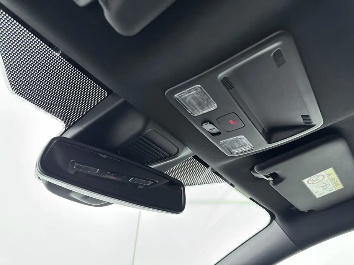 1.0 EcoBoost Hybrid ST Line | Automaat | 100% Dealer o.h. | Trekhaak | Winter-pack | LED | Apple carplay / andriod auto | Privacy-glass