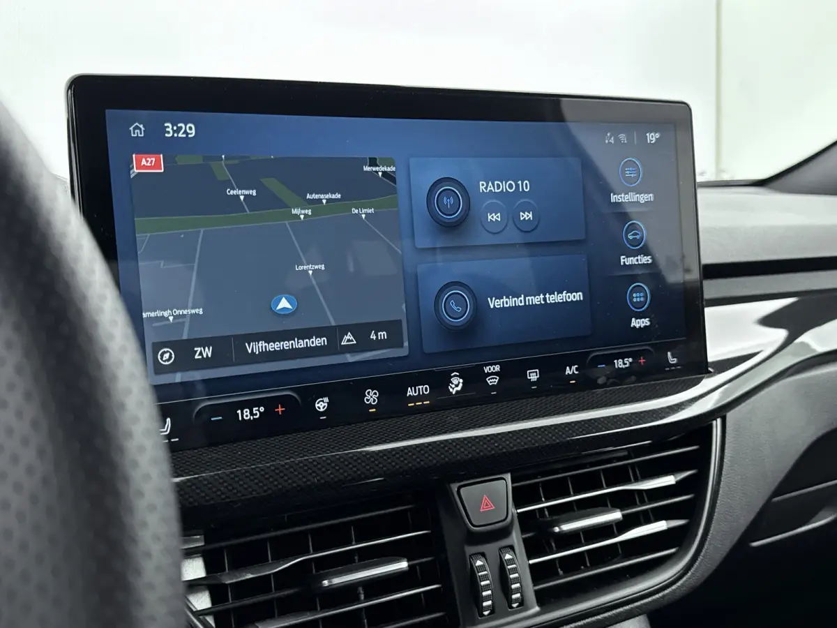 1.0 EcoBoost Hybrid ST Line | Automaat | 100% Dealer o.h. | Trekhaak | Winter-pack | LED | Apple carplay / andriod auto | Privacy-glass