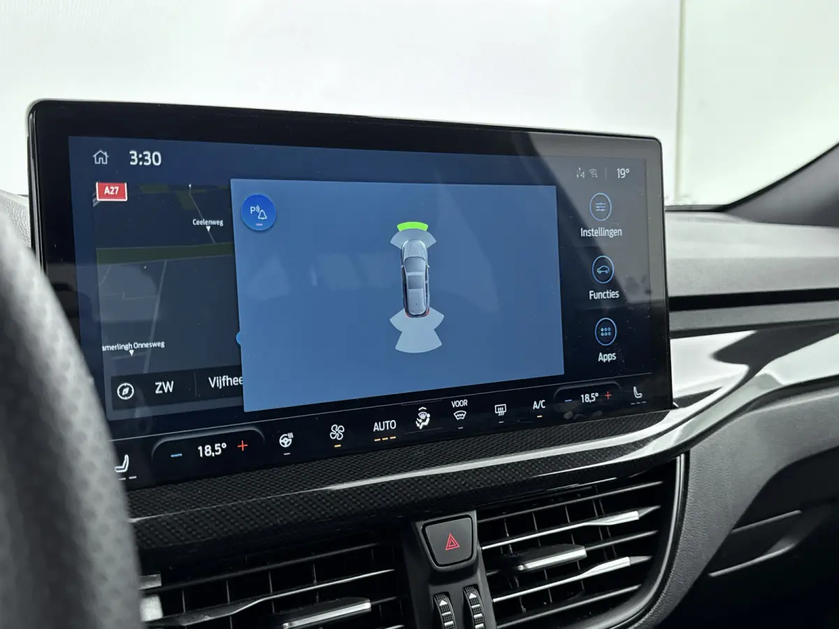 1.0 EcoBoost Hybrid ST Line | Automaat | 100% Dealer o.h. | Trekhaak | Winter-pack | LED | Apple carplay / andriod auto | Privacy-glass