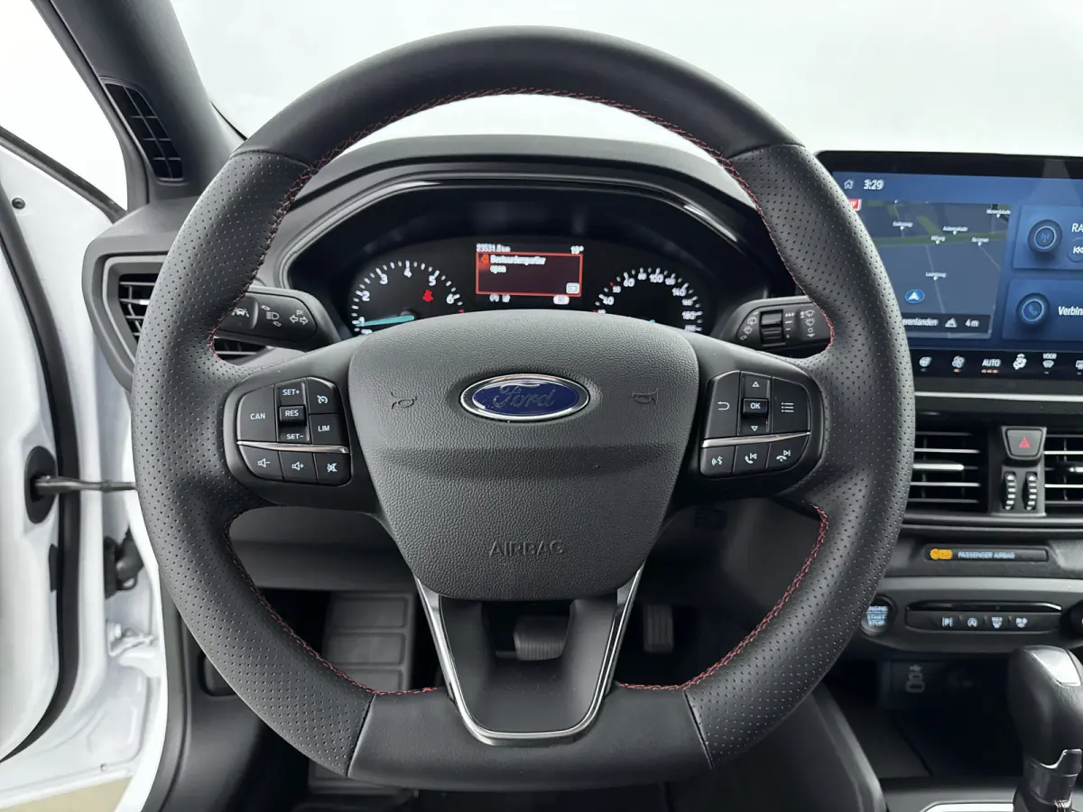 1.0 EcoBoost Hybrid ST Line | Automaat | 100% Dealer o.h. | Trekhaak | Winter-pack | LED | Apple carplay / andriod auto | Privacy-glass