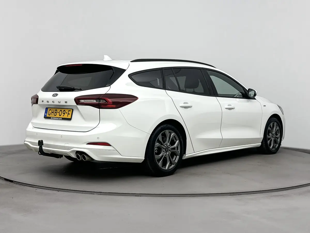 1.0 EcoBoost Hybrid ST Line | Automaat | 100% Dealer o.h. | Trekhaak | Winter-pack | LED | Apple carplay / andriod auto | Privacy-glass