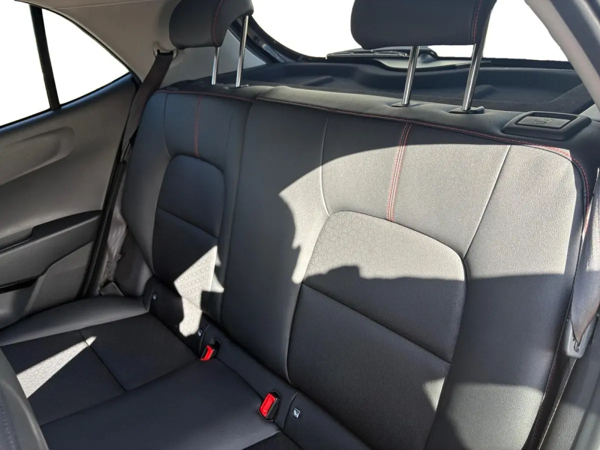1.0 DPi GT-Line | Automaat | Keyless Entry | Apple Carplay/Android Auto | Cruise Control | Achterruitrij Camera | Lichtmetalen Velgen |