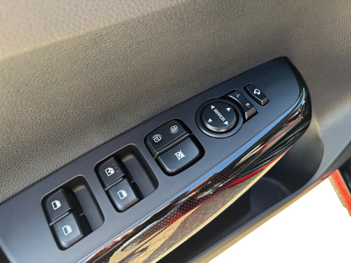 1.0 DPi GT-Line | Automaat | Keyless Entry | Apple Carplay/Android Auto | Cruise Control | Achterruitrij Camera | Lichtmetalen Velgen |
