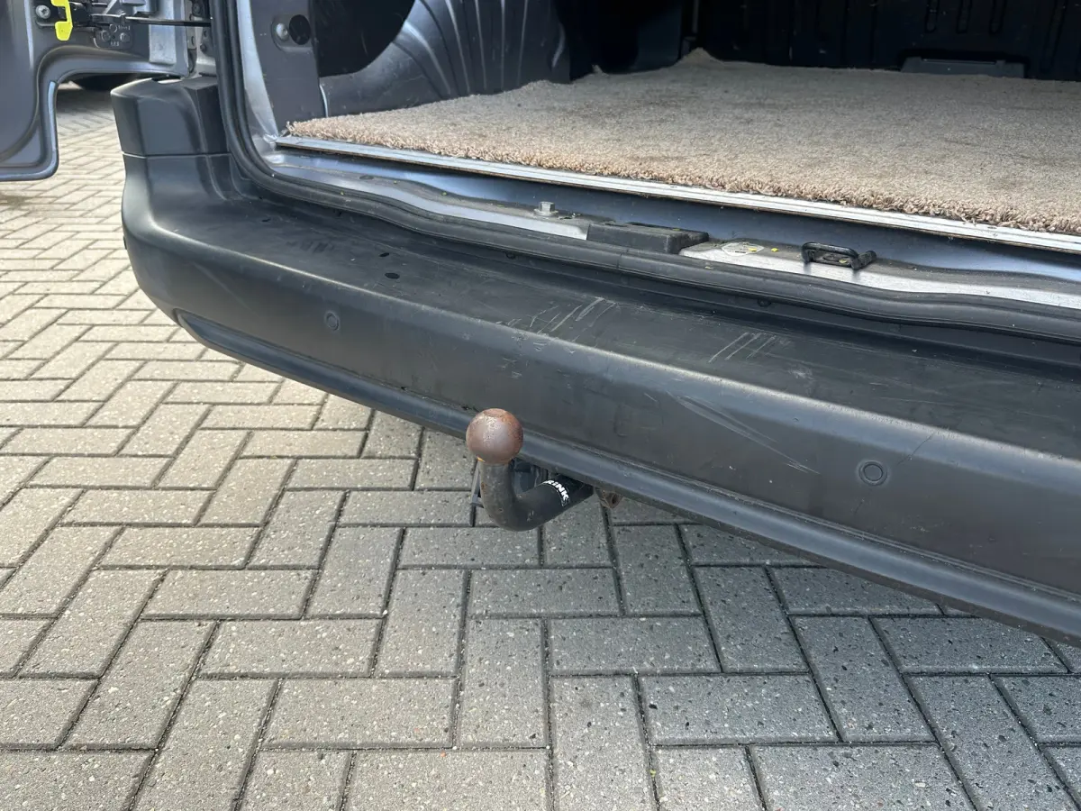 1.5 BlueHDI Pro Trekhaak | Houten Vloer | Airco | Cruise Control | Bluetooth | Airco | Bluetooth | Centrale deurvergrendeling met afstandsbediening