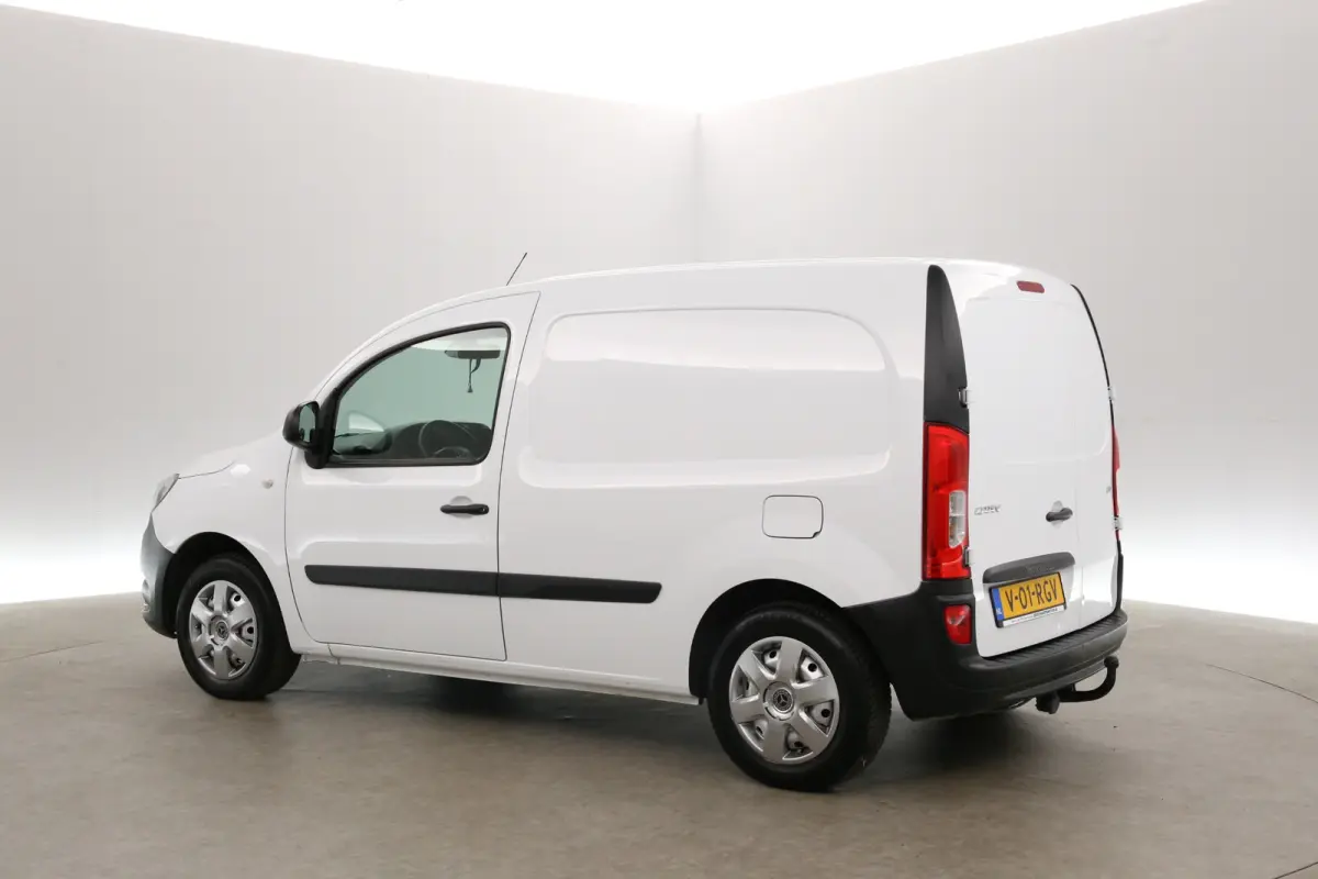 109 CDI 96PK | Airco | Cruise | 3 Zits | Trekhaak | Stoelverwarming