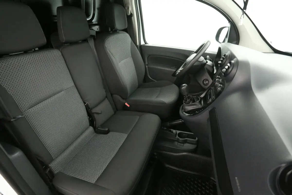 109 CDI 96PK | Airco | Cruise | 3 Zits | Trekhaak | Stoelverwarming