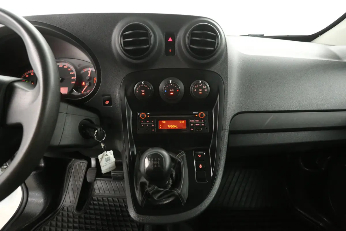 109 CDI 96PK | Airco | Cruise | 3 Zits | Trekhaak | Stoelverwarming