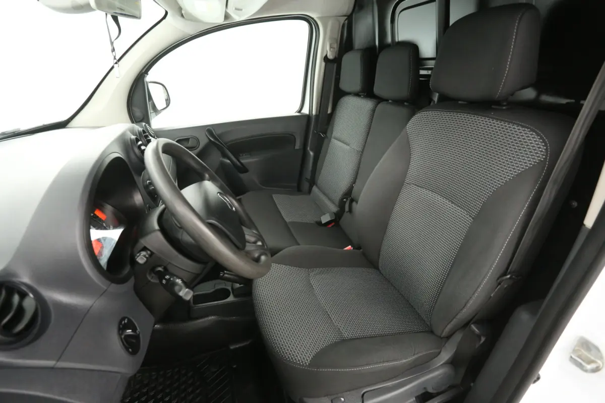 109 CDI 96PK | Airco | Cruise | 3 Zits | Trekhaak | Stoelverwarming