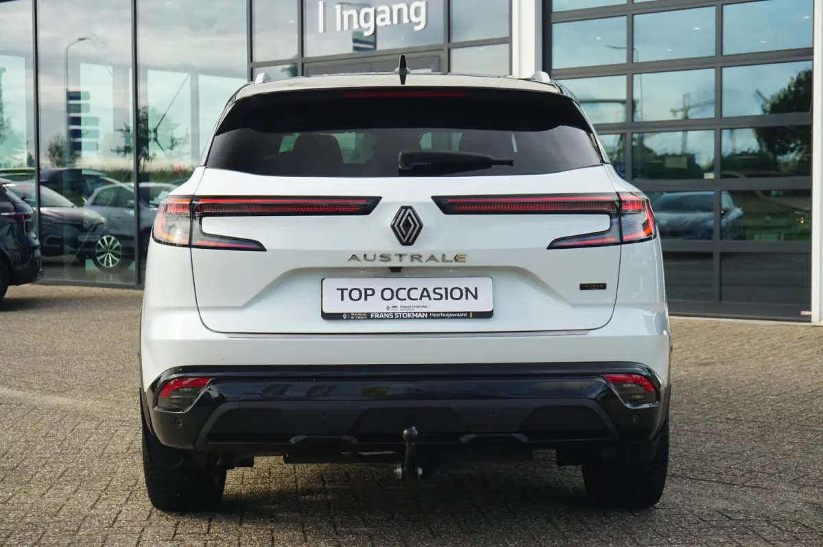 1.2 E-Tech full hybrid 200 Iconic