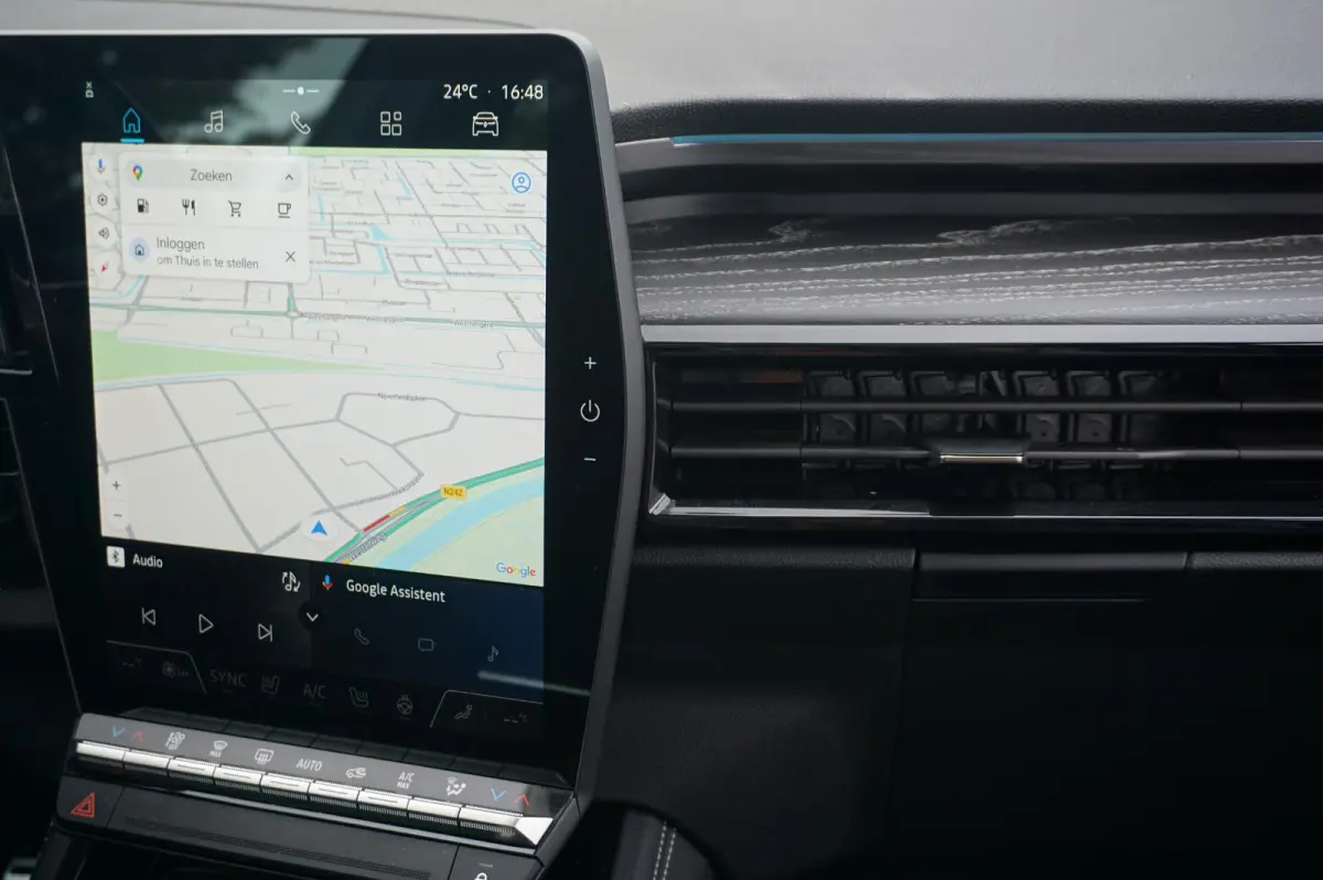 1.2 E-Tech full hybrid 200 Iconic
