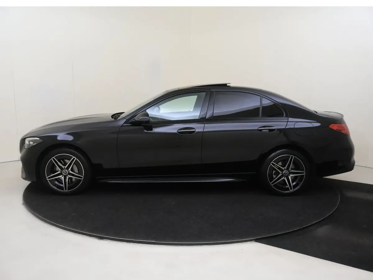 300 e AMG Line Limited /Panoramadak /Memory /HUD /360 Camera
