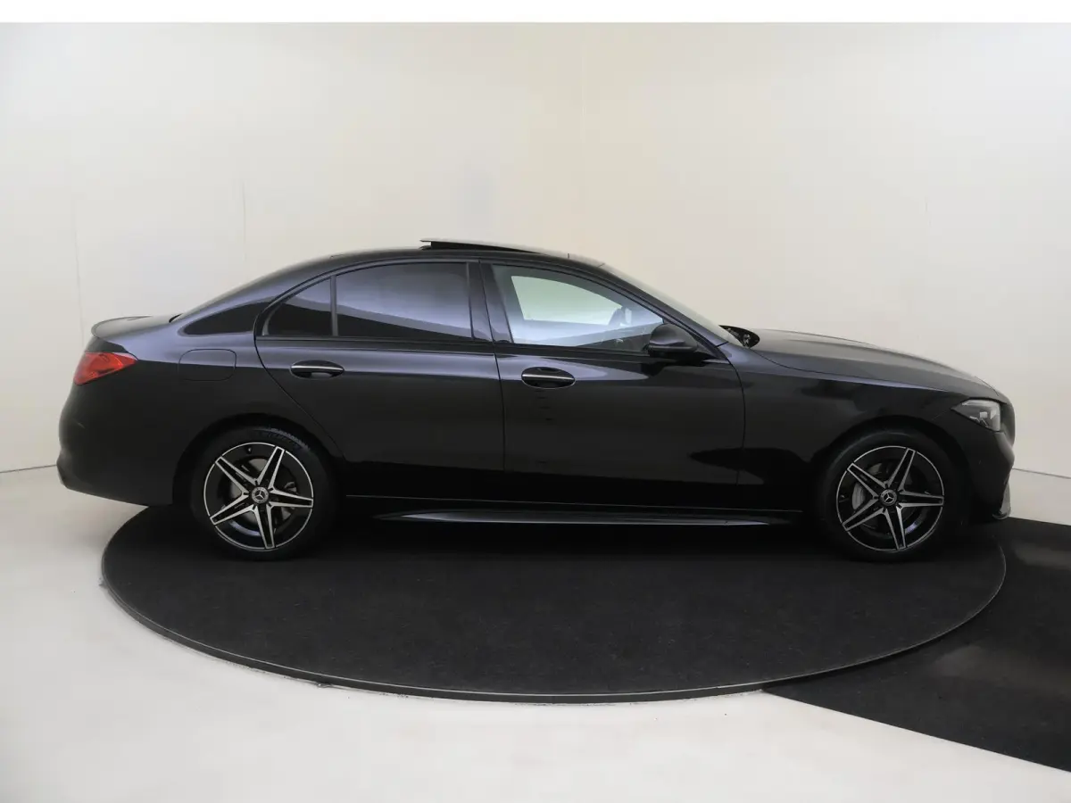 300 e AMG Line Limited /Panoramadak /Memory /HUD /360 Camera