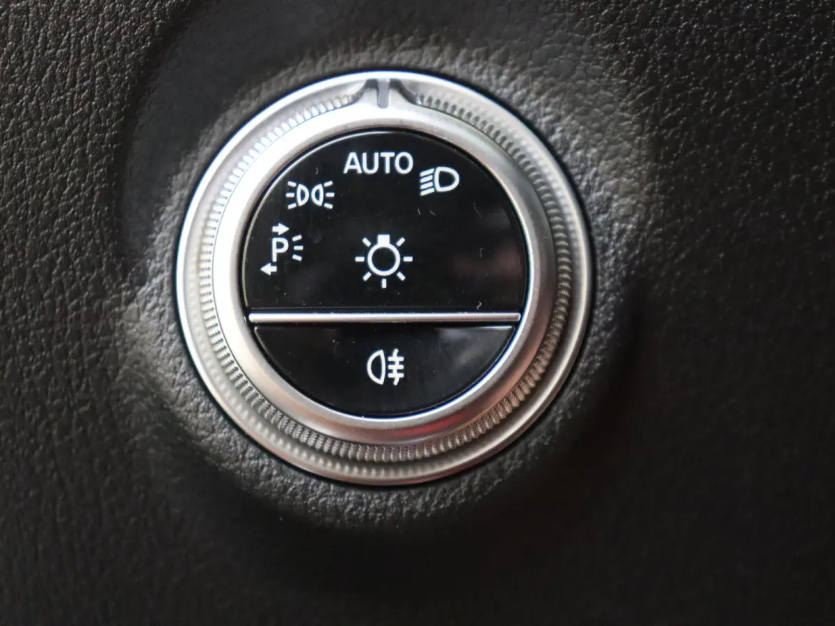 300 e AMG Line Limited /Panoramadak /Memory /HUD /360 Camera