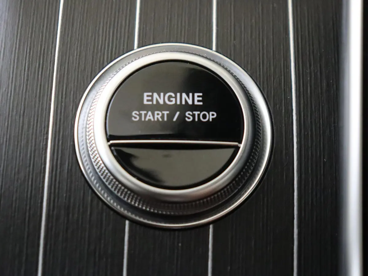 300 e AMG Line Limited /Panoramadak /Memory /HUD /360 Camera