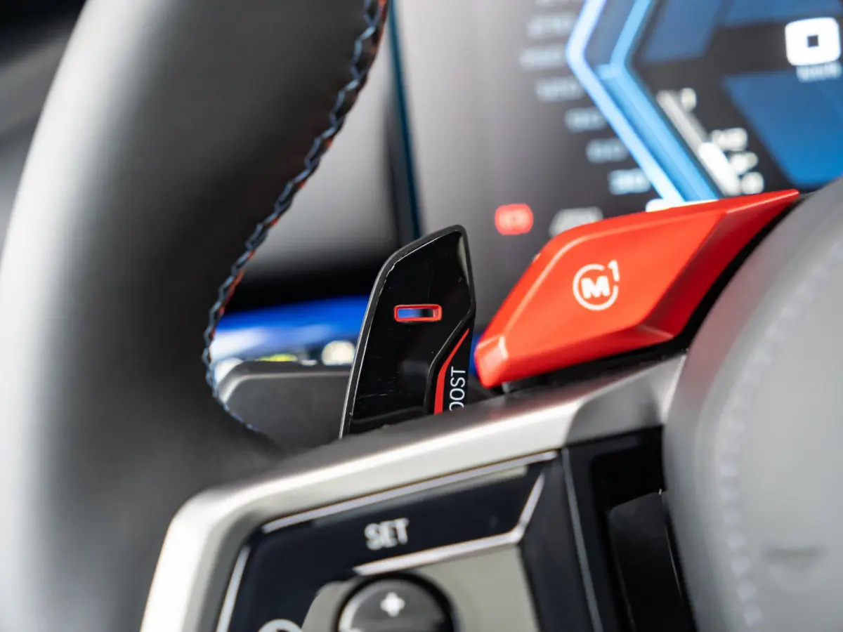 M5 | Comfort Access | Driving Assistant Proffesional | M Drive Professional | Bowers & Wilkins | Panoramadak | Neus PPF | Trekhaak