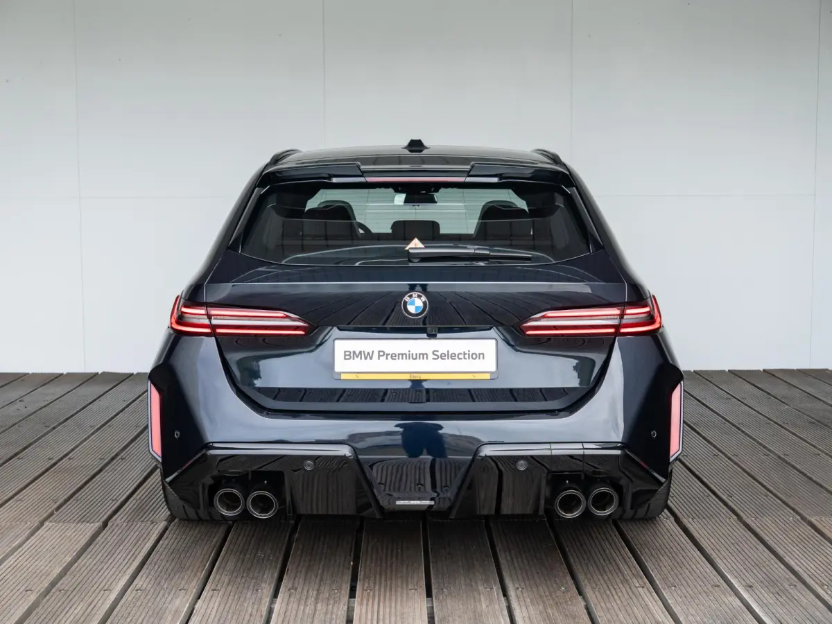 M5 | Comfort Access | Driving Assistant Proffesional | M Drive Professional | Bowers & Wilkins | Panoramadak | Neus PPF | Trekhaak