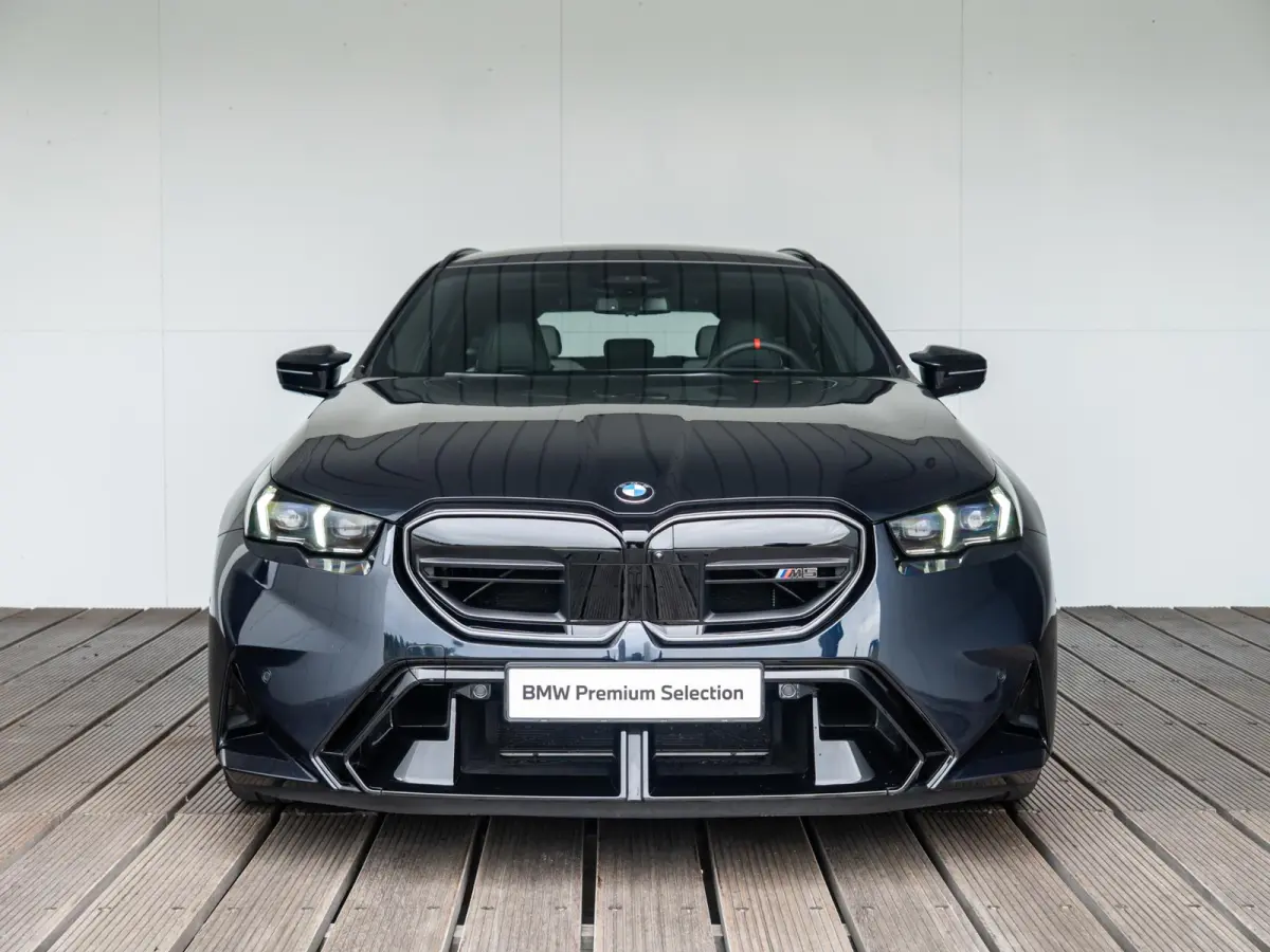 M5 | Comfort Access | Driving Assistant Proffesional | M Drive Professional | Bowers & Wilkins | Panoramadak | Neus PPF | Trekhaak
