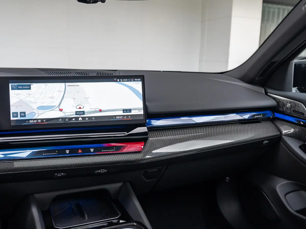 M5 | Comfort Access | Driving Assistant Proffesional | M Drive Professional | Bowers & Wilkins | Panoramadak | Neus PPF | Trekhaak