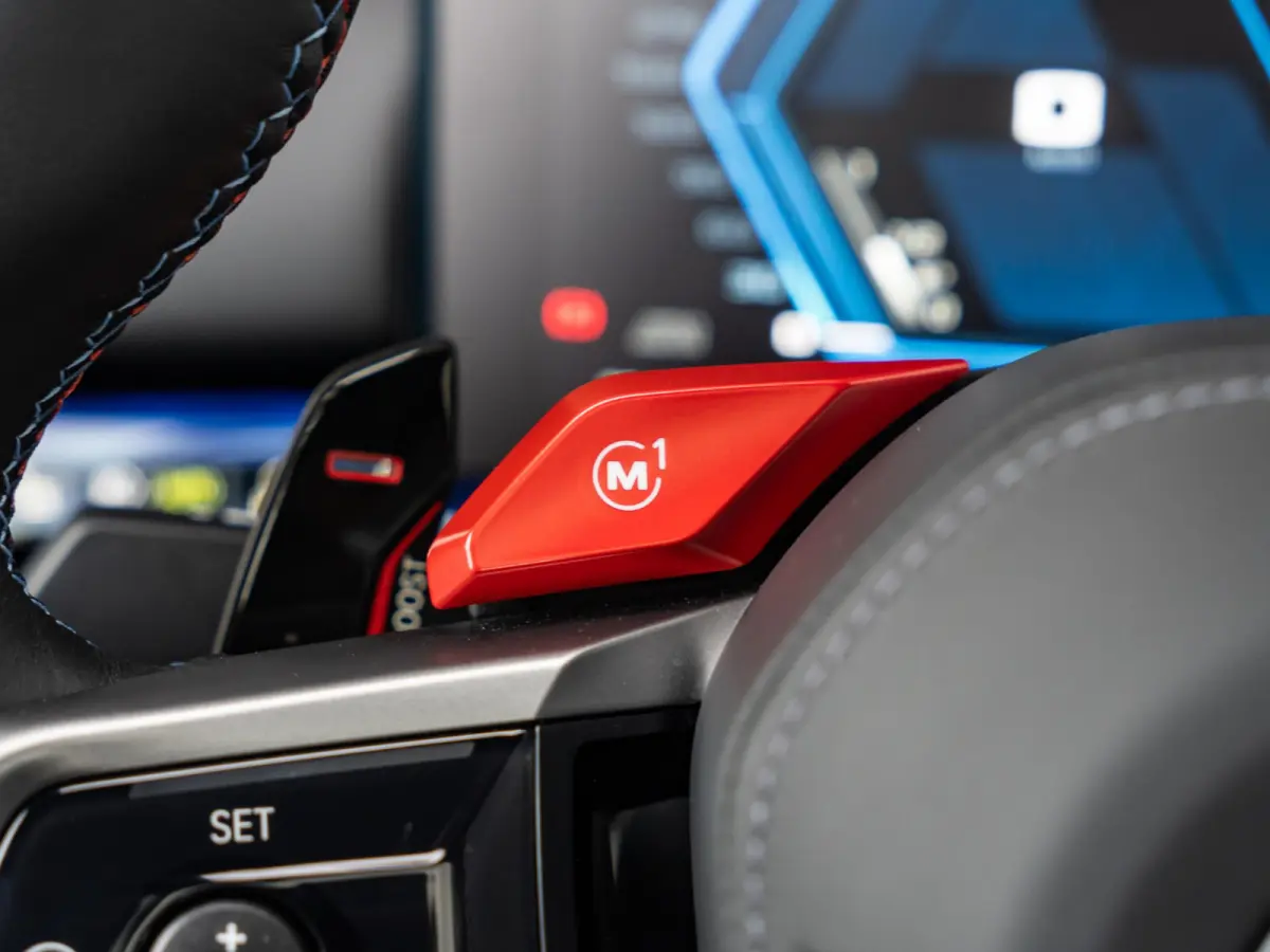 M5 | Comfort Access | Driving Assistant Proffesional | M Drive Professional | Bowers & Wilkins | Panoramadak | Neus PPF | Trekhaak