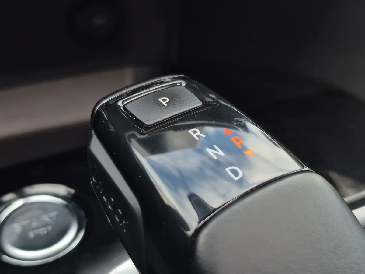 1.2 PureTech Allure Panoramadak | Camera | Parkeersensoren | Climate control | Extra getint glas |