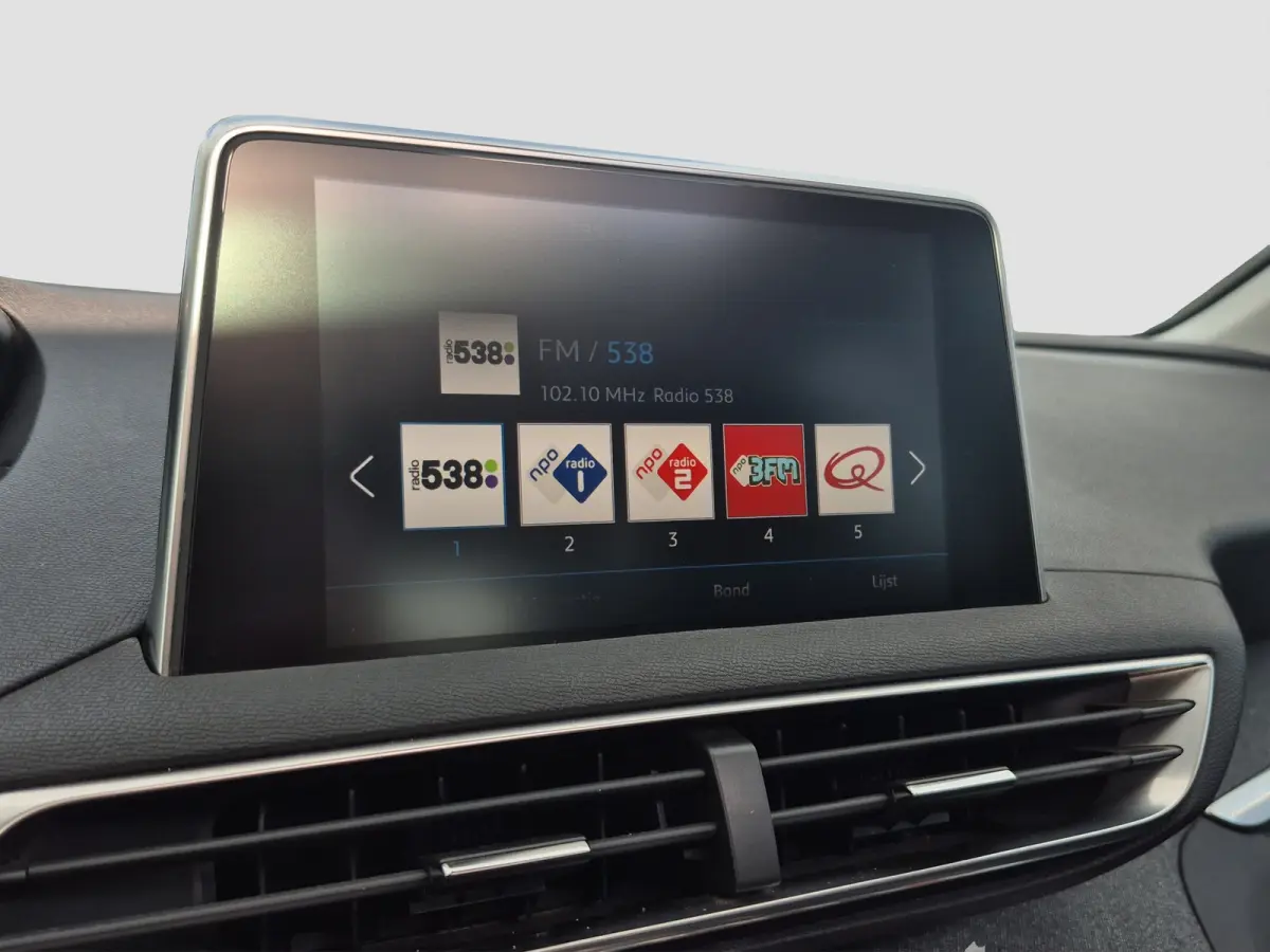 1.2 PureTech Allure Panoramadak | Camera | Parkeersensoren | Climate control | Extra getint glas |