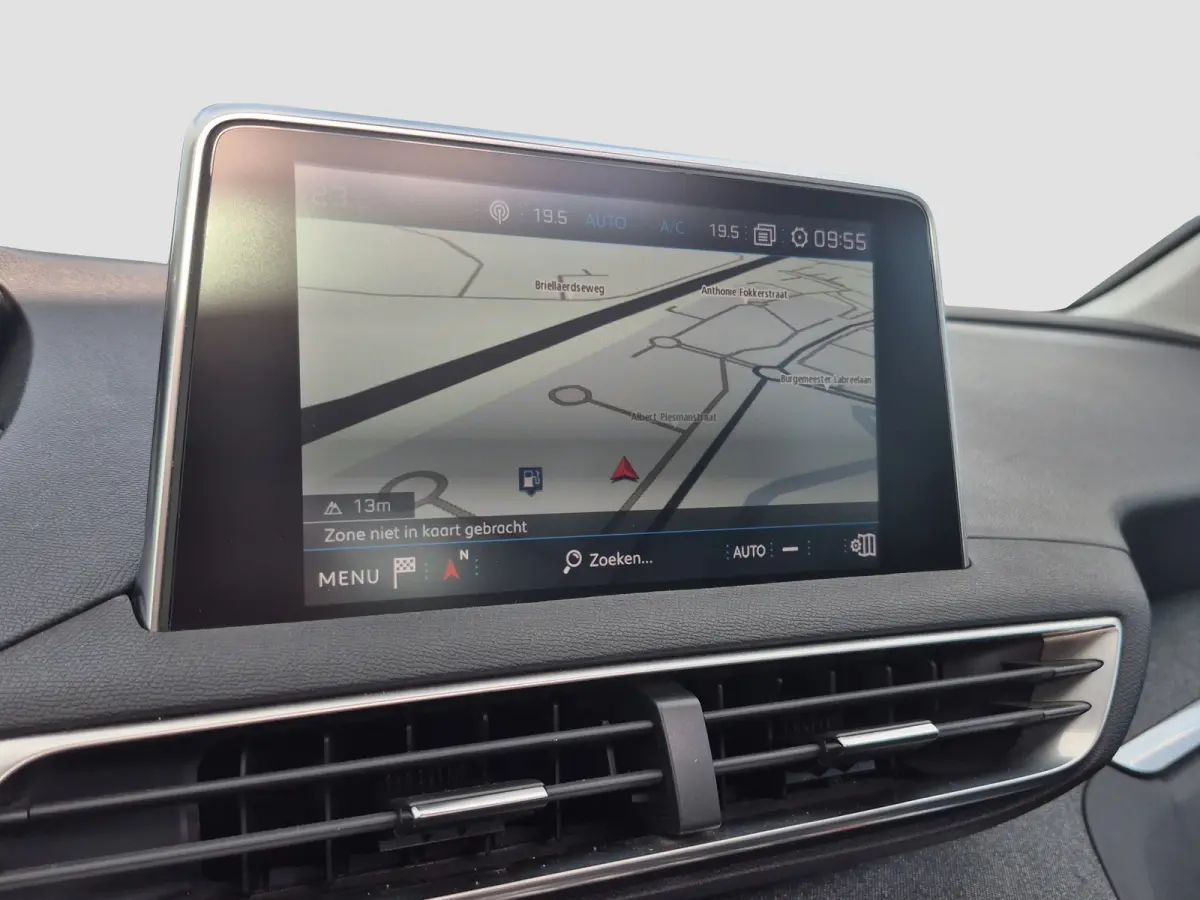 1.2 PureTech Allure Panoramadak | Camera | Parkeersensoren | Climate control | Extra getint glas |
