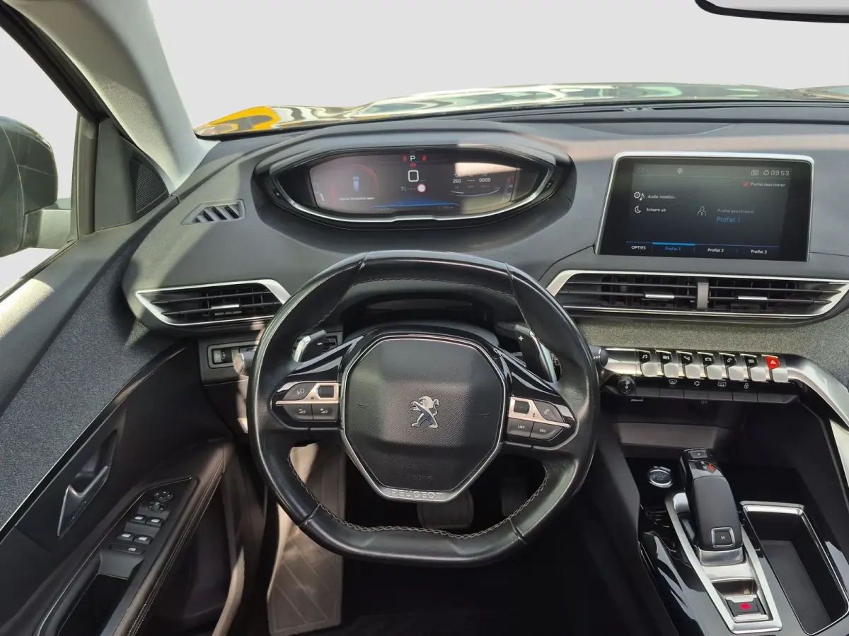 1.2 PureTech Allure Panoramadak | Camera | Parkeersensoren | Climate control | Extra getint glas |