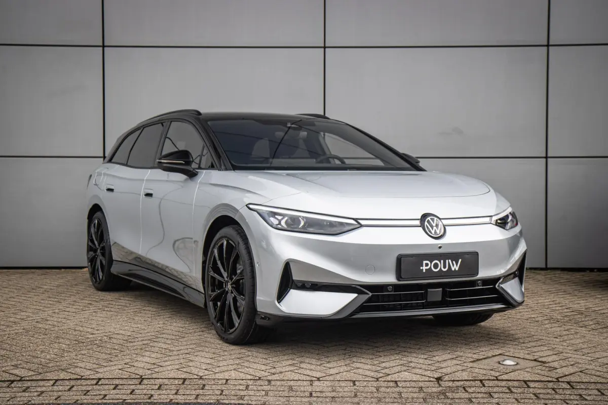 286pk Pro Limited Edition 77 kWh | Black Edition Pakket | Trekhaak Wegklapbaar | 21'' Velgen
