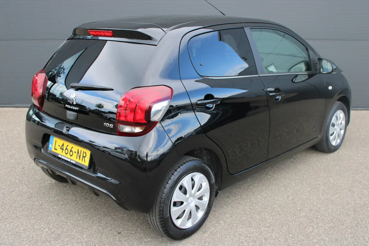 1.0 e-VTi Active | Airconditioning | LED | Bluetooth | Mistlampen | 2021 | 22.500km | Extra getinte ramen |