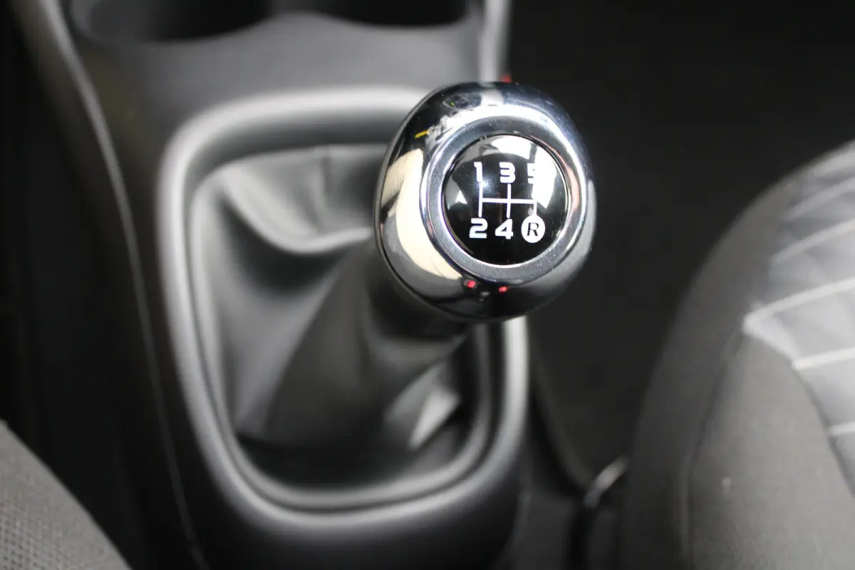 1.0 e-VTi Active | Airconditioning | LED | Bluetooth | Mistlampen | 2021 | 22.500km | Extra getinte ramen |