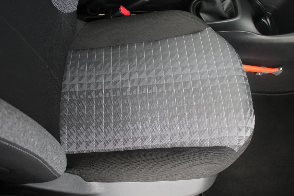 1.0 e-VTi Active | Airconditioning | LED | Bluetooth | Mistlampen | 2021 | 22.500km | Extra getinte ramen |