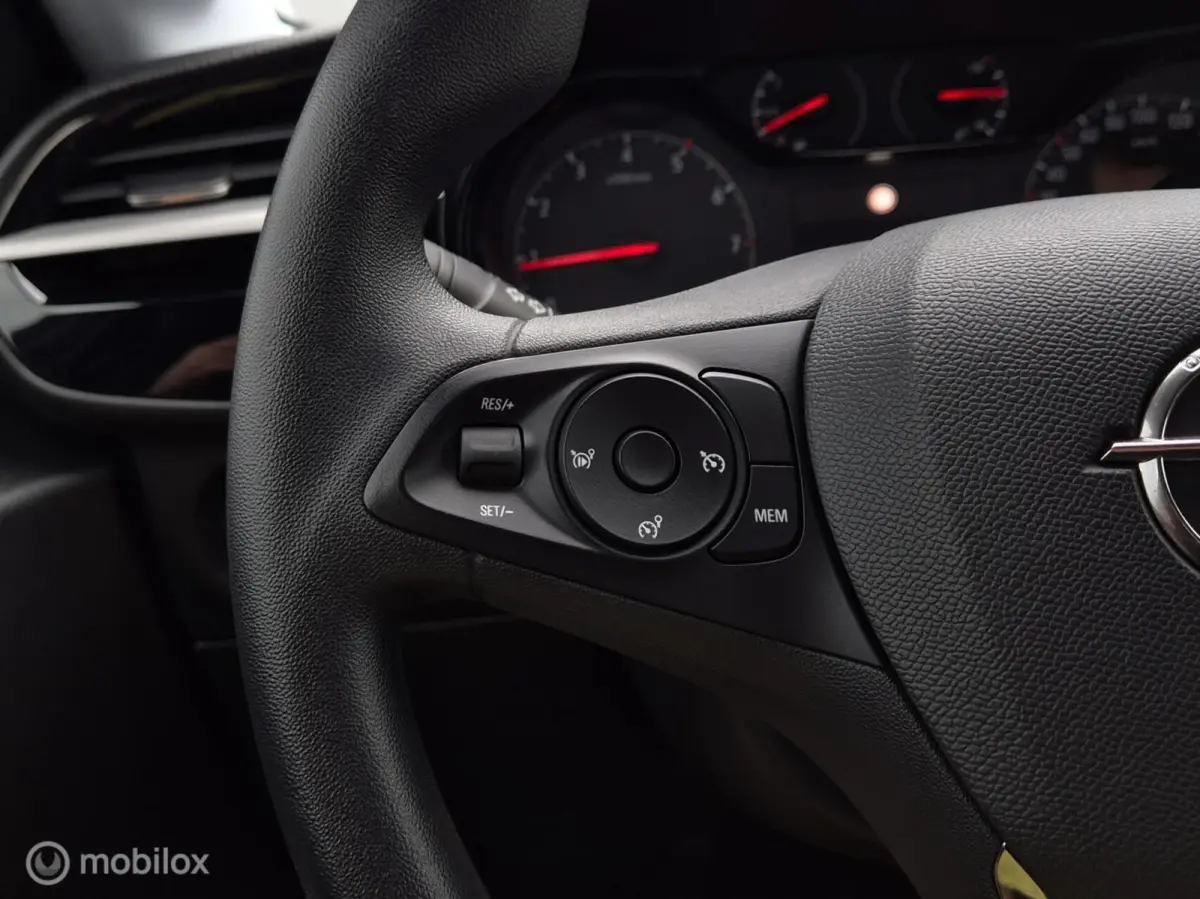 1.2 EDITION/AIRCO/CRUISE/CARPLAY/PDC/16''LMV/LANE ASSIST/ISOFIX/101PK