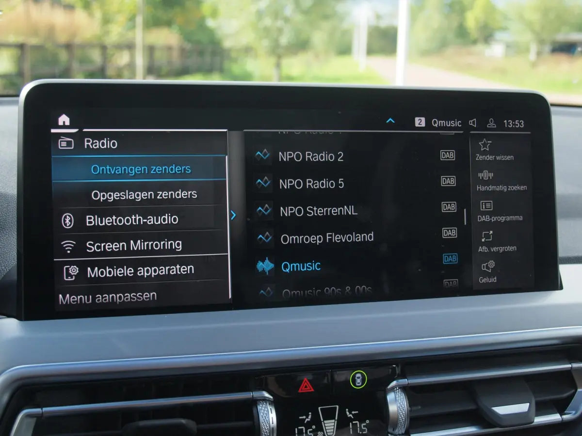 xDrive30e Business Edition Plus | M-Pakket | Panoramadak | Trekhaak | Head-Up Display | 360 Camera | Sfeerverlichting | LED-Laser |