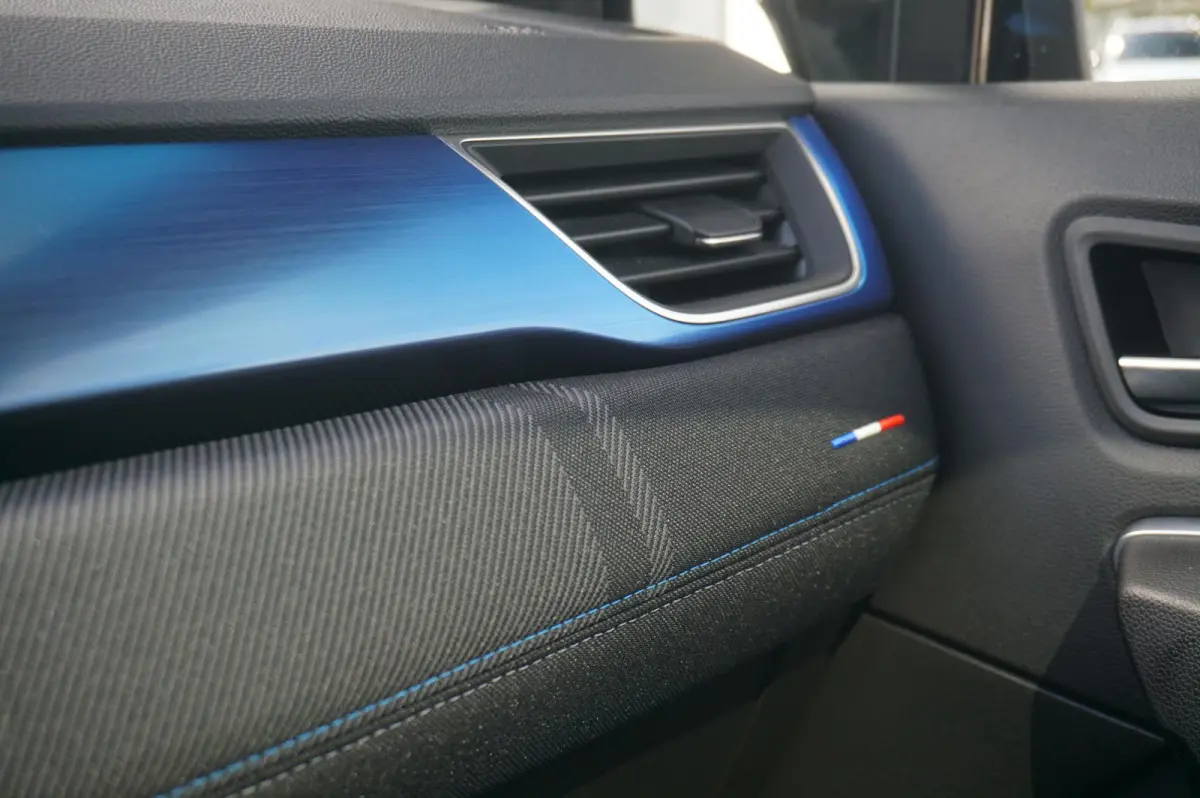 1.6 E-Tech full Hybrid 145 Techno