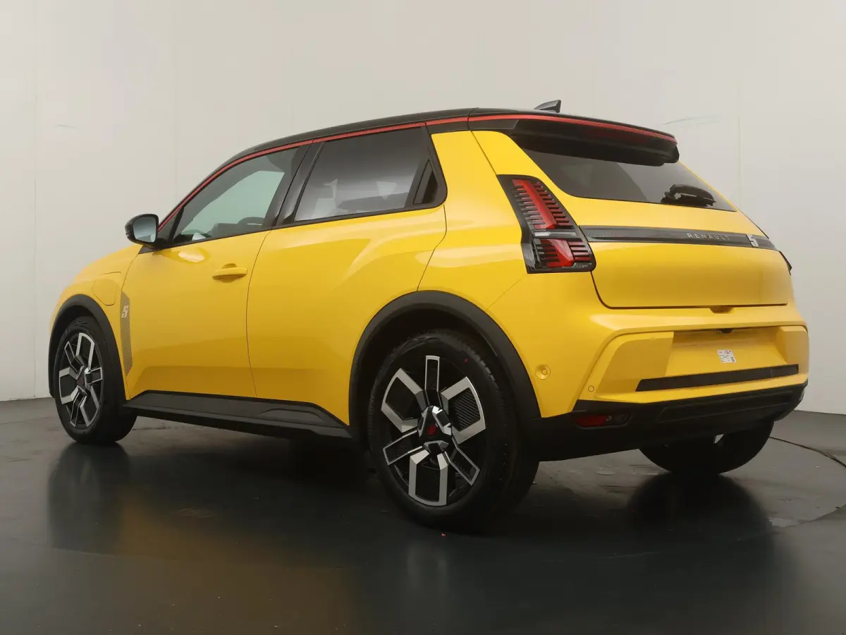 techno 150 pk comfort range | pack advanced driving assist | Stoel- & Stuurverw. |