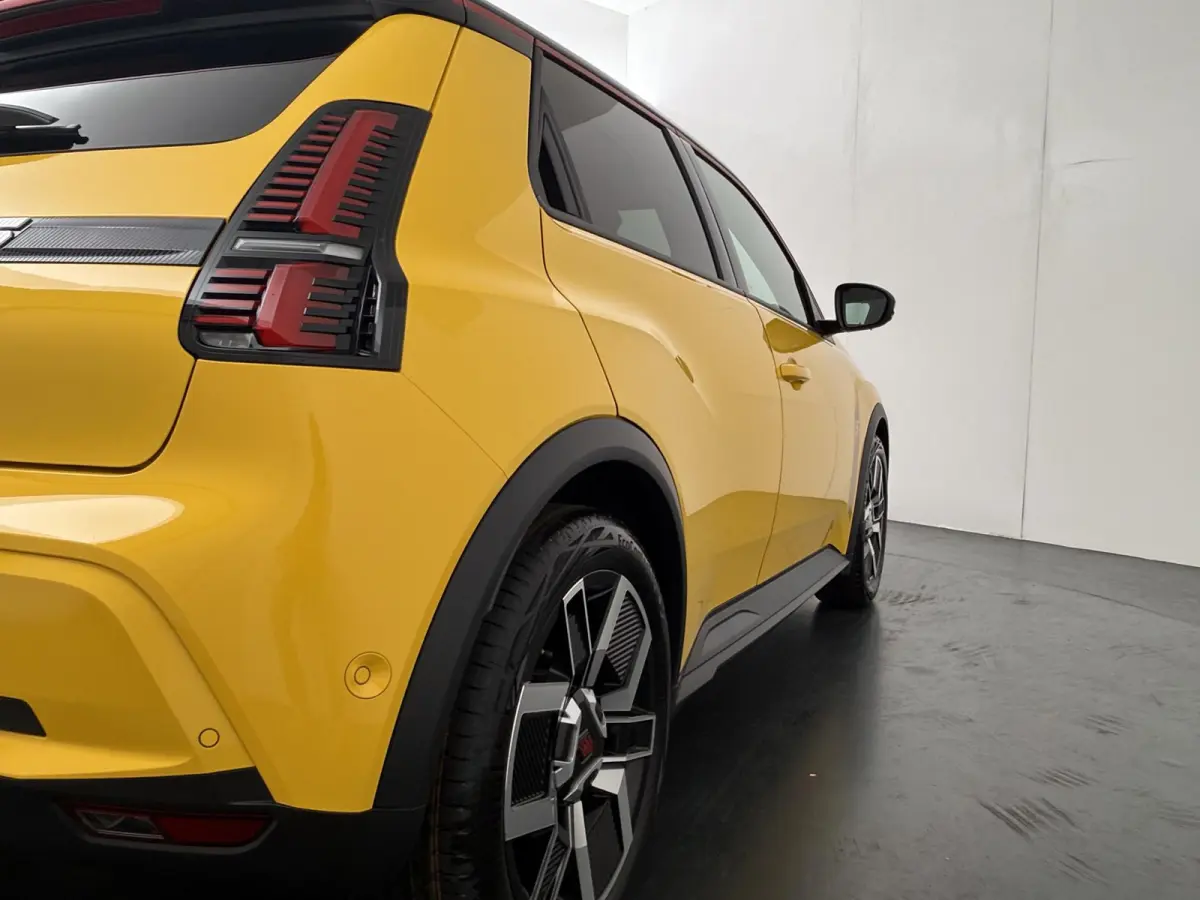 techno 150 pk comfort range | pack advanced driving assist | Stoel- & Stuurverw. |