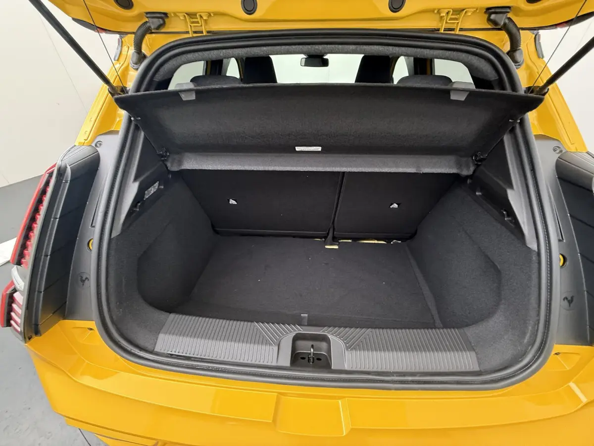 techno 150 pk comfort range | pack advanced driving assist | Stoel- & Stuurverw. |