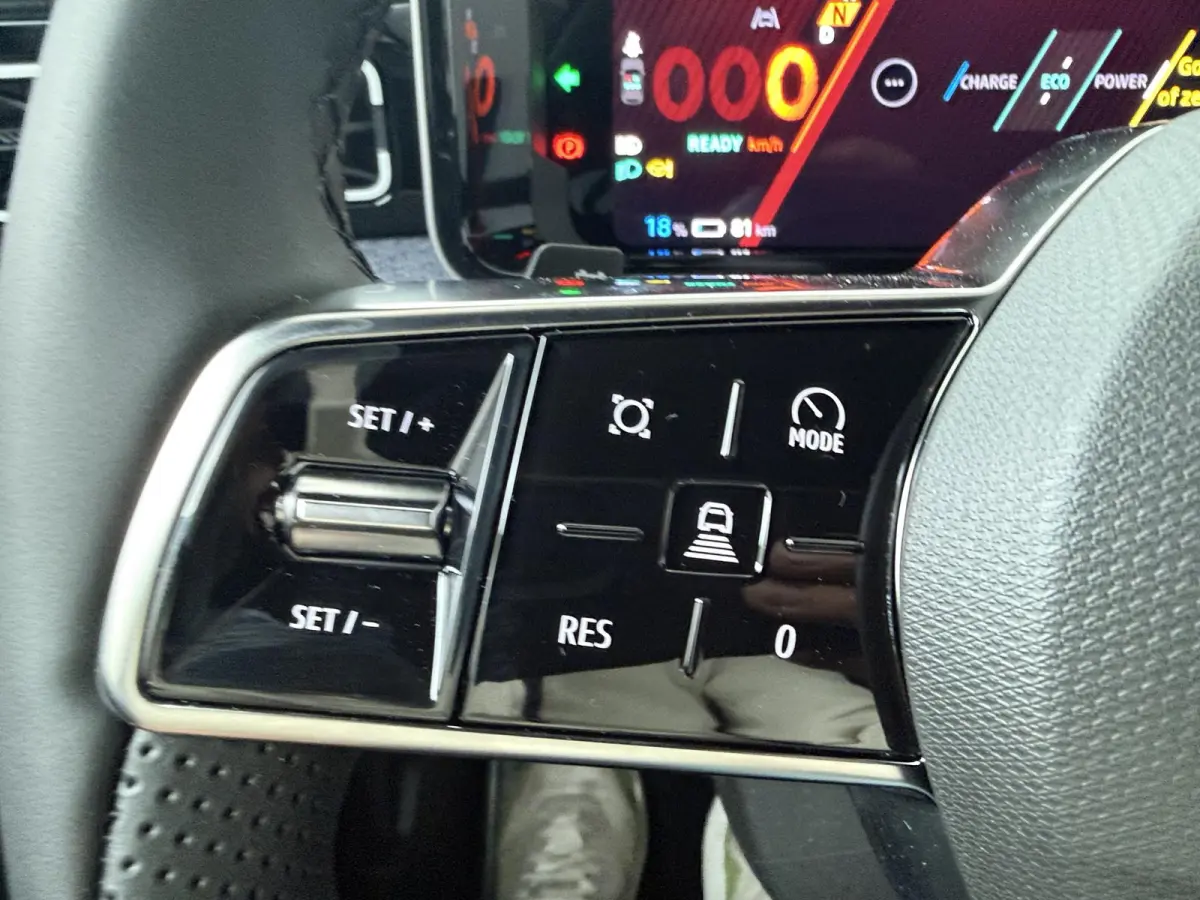 techno 150 pk comfort range | pack advanced driving assist | Stoel- & Stuurverw. |