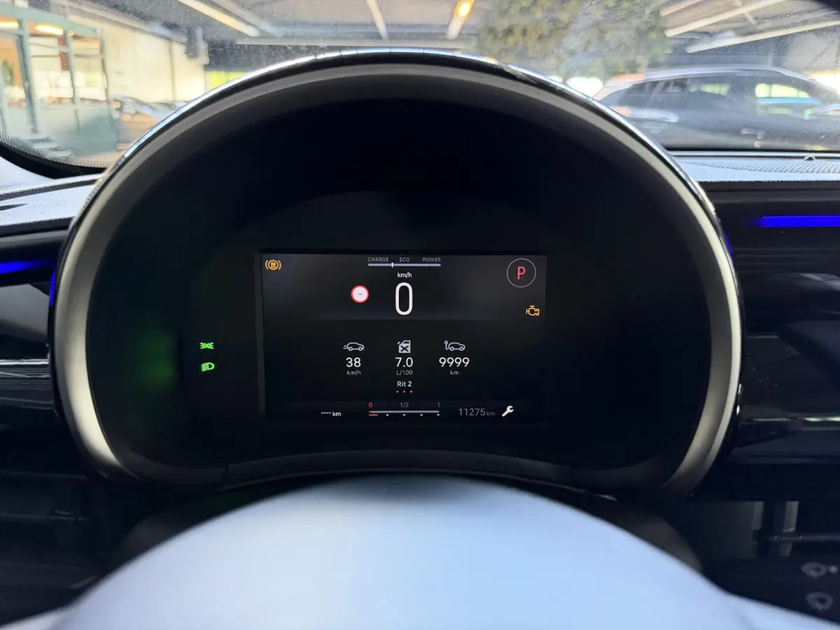 1.2 Hybrid Urban | LED | 360 Camera | CarPlay | BTW | Clima |